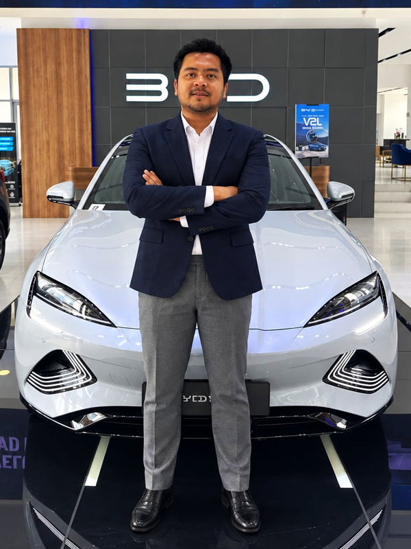BYD DENZA Jakarta